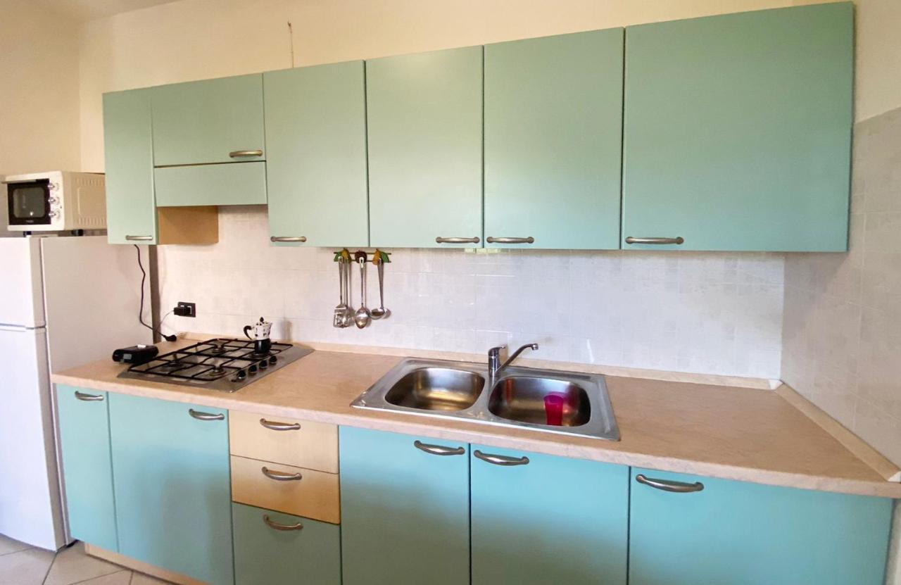 Apartment With Garden And Grill - Green Residence Sirmione Desenzano del Garda Bagian luar foto